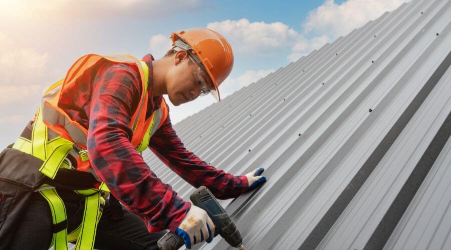 Professional Emergency Roof Repairs services in Pinch, WV